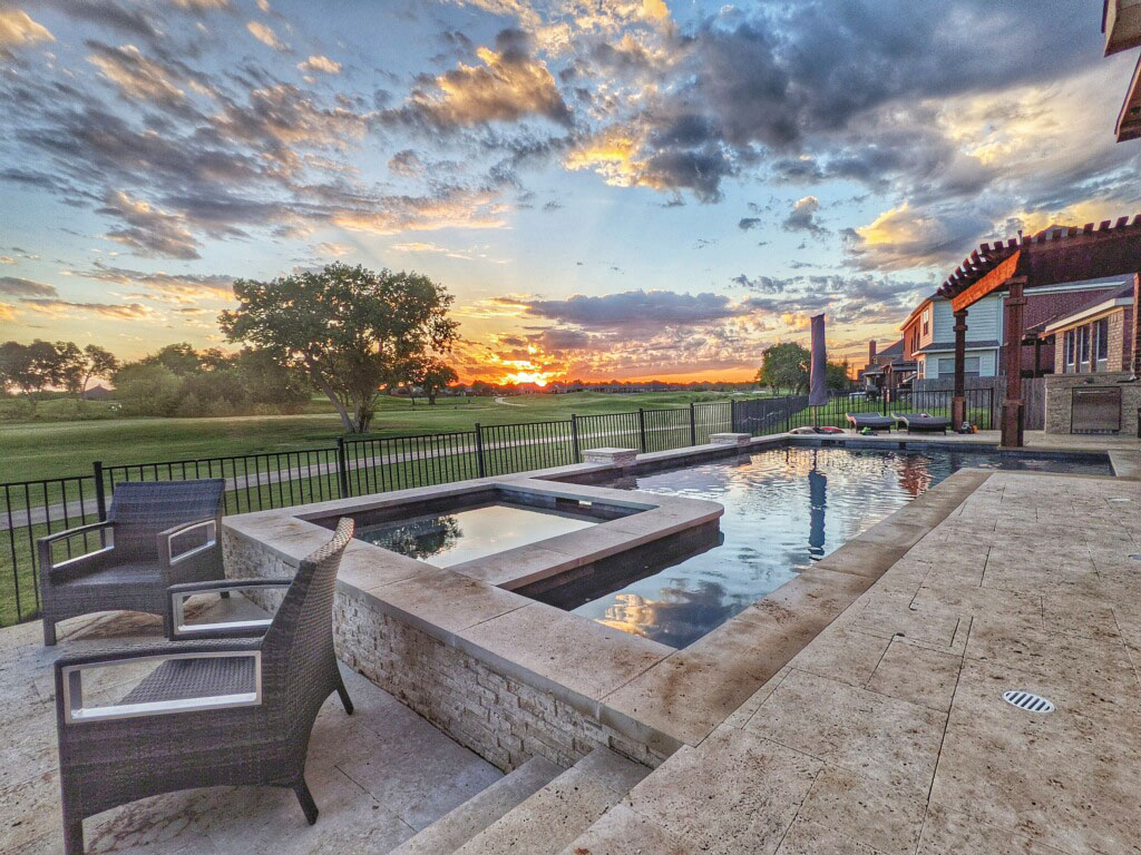 choosing the right pool builder for you in dallas fort worth